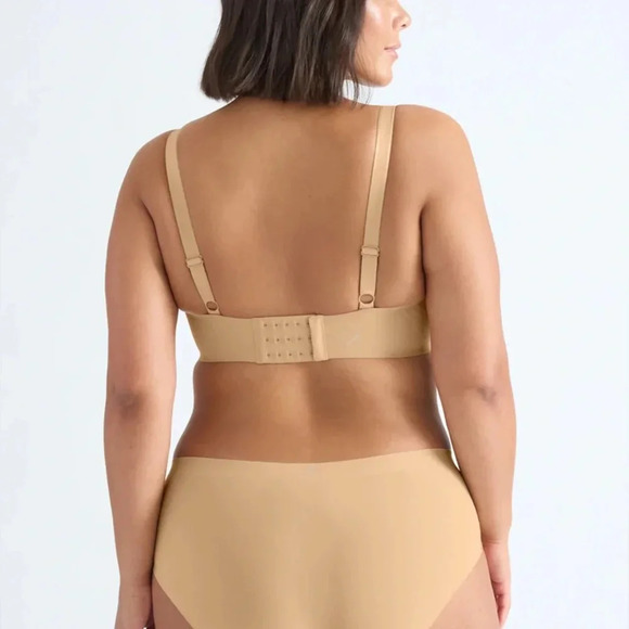 NWT Knix Size 8 wingwoman contour Bra Warm Sand Wireless 40D 42D 40DD 42DD 40E - Picture 2 of 11